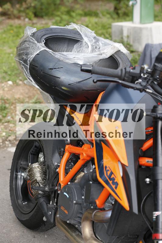 /53 16.09.2025 Track Day Domi Aegerter ADR/Impressionen